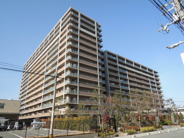 イーズ大阪プルミエの森