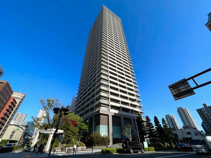 ウェリス上本町ローレルタワー