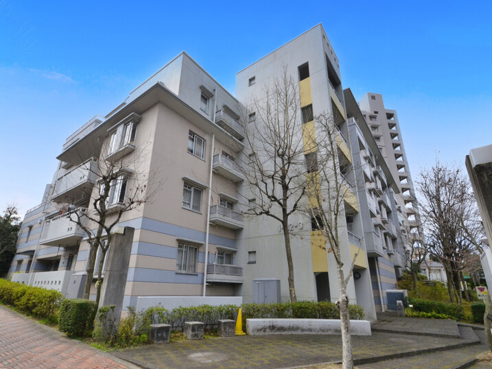 蓮生寺公園通り三番街３号棟