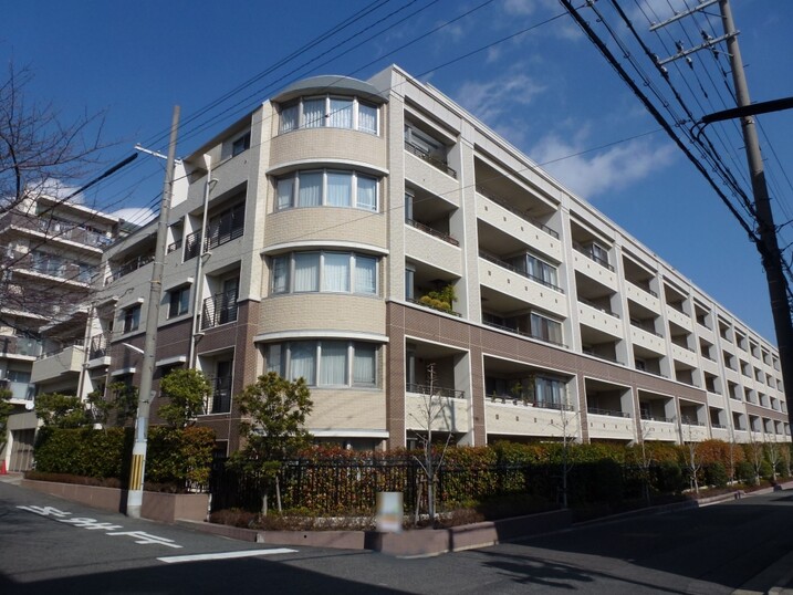 グランフォート岡本