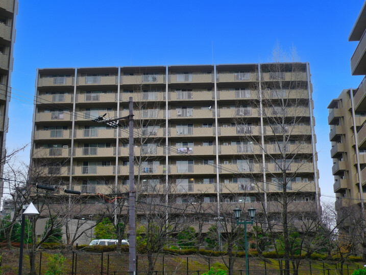 新千里桜ヶ丘メゾンシティ五番館