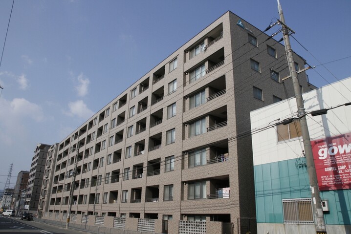 サーパス西院日照町