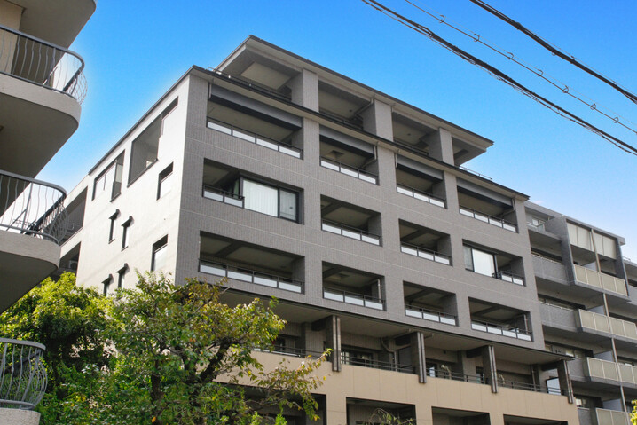 グランリソシエ御所西