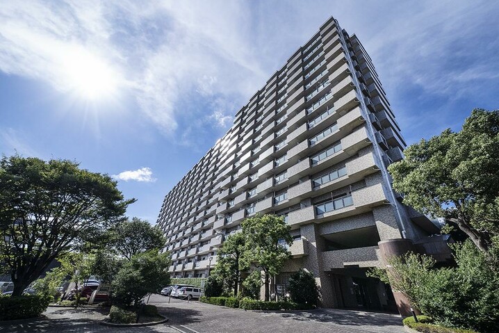 ローヤルシティ鴨居参番館