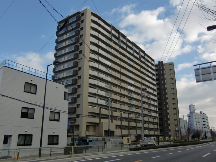 ザ・ウエステージ大阪