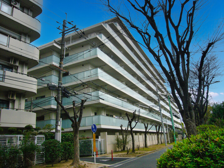 新金岡イリス