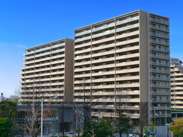 ジオ千里桃山台スクエアステージ