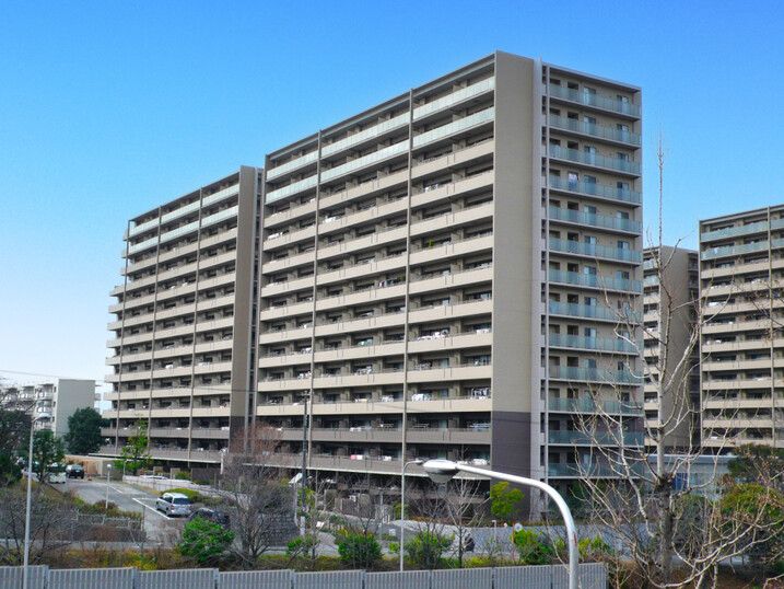 ジオ千里桃山台フロントステージ
