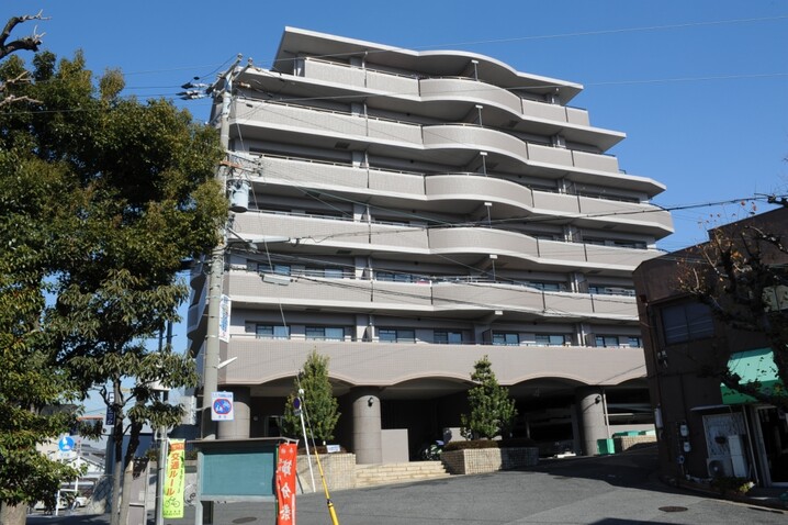 シャリエ津久野