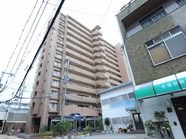 プレサンス ロジェ 弁天町