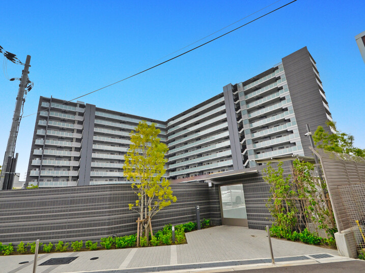 ウエリス相川駅前