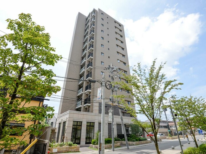 グランアッシュ高槻北園町