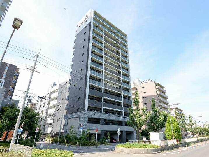 ララプレイス ザ・大阪リヴァージュ