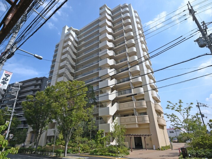 リバーガーデン八尾山本