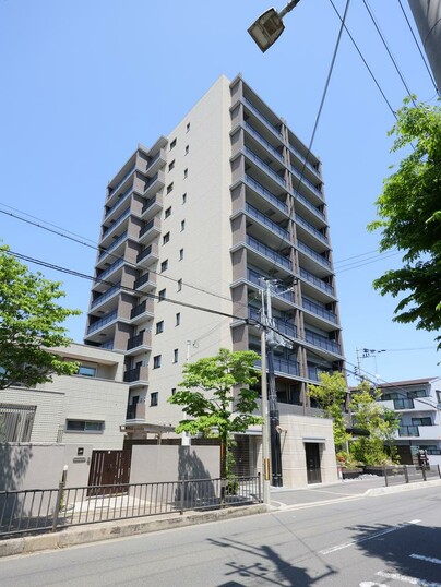 シーンズ高槻真上町