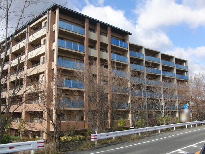 ジェイグラン甲子園口松並町