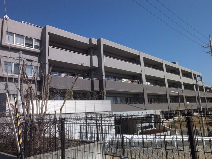 雲雀丘花屋敷アインス