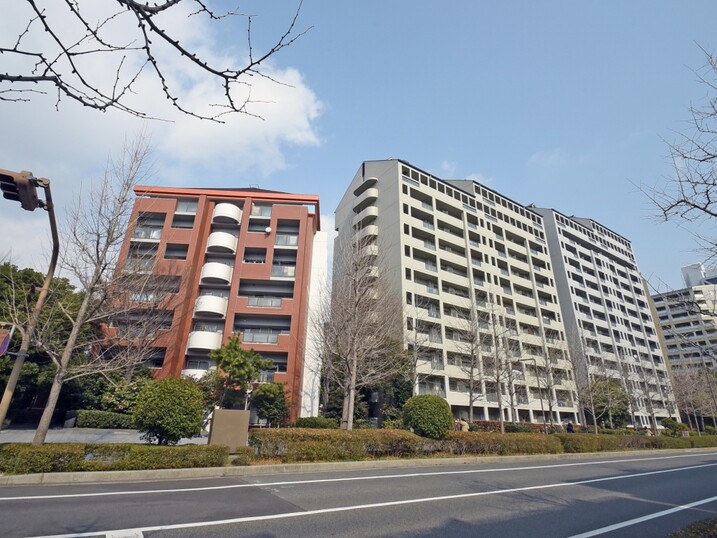 六甲アイランドＣＩＴＹウエストコート４番街南棟