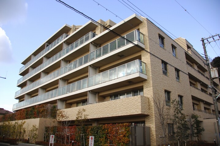 岡本ハウベス
