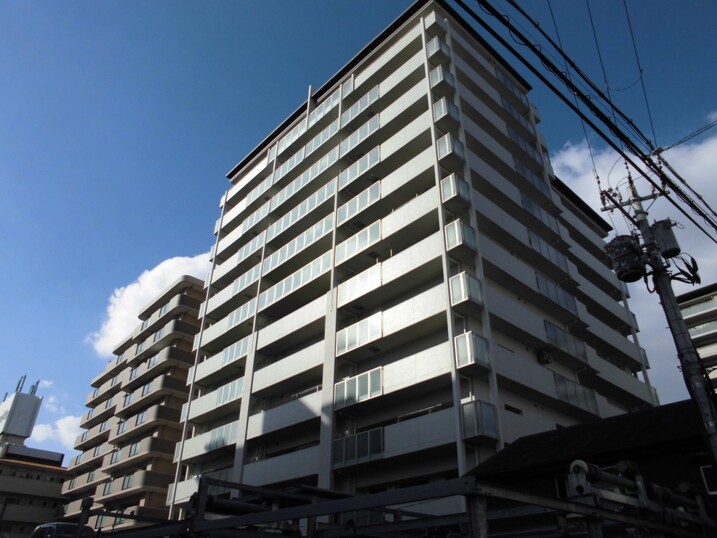 エステムコート伊丹郷町 ＴＨＥ ＨＯＵＳＥ