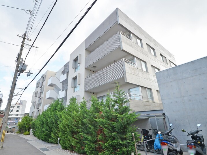 岡本レジデンス