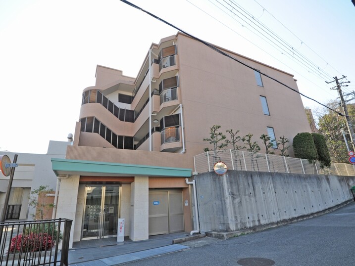 ルジェンテ・リベル仁川 Ａ棟