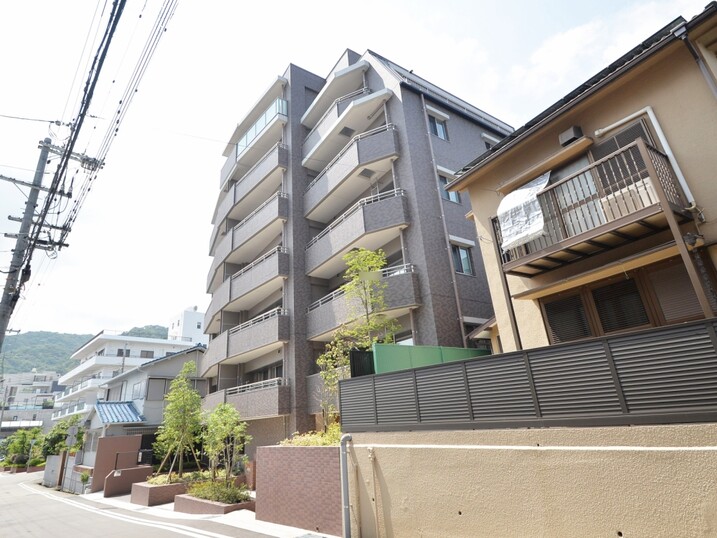 ワコーレ ザ・ハウス神戸熊内町