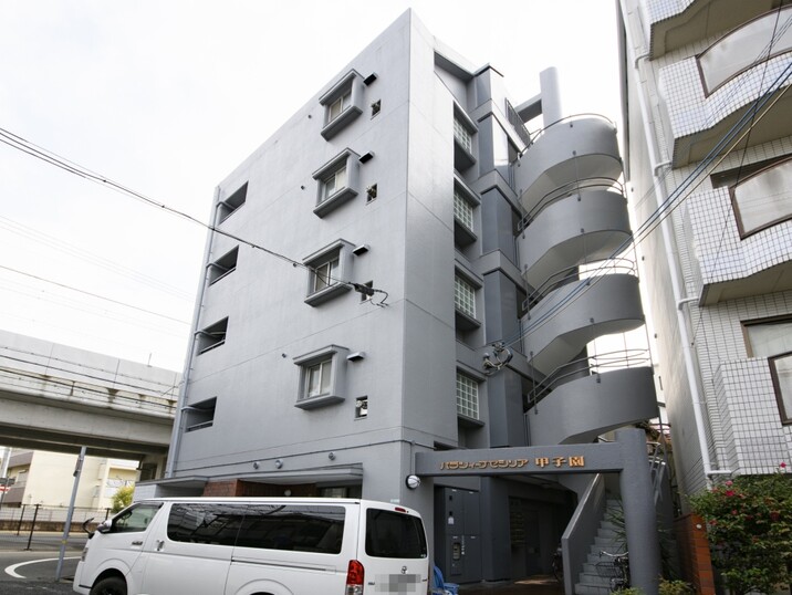 パラツィーナセシリア甲子園