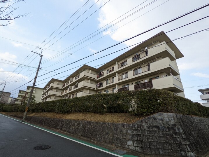 円明寺ヶ丘団地Ｆ棟