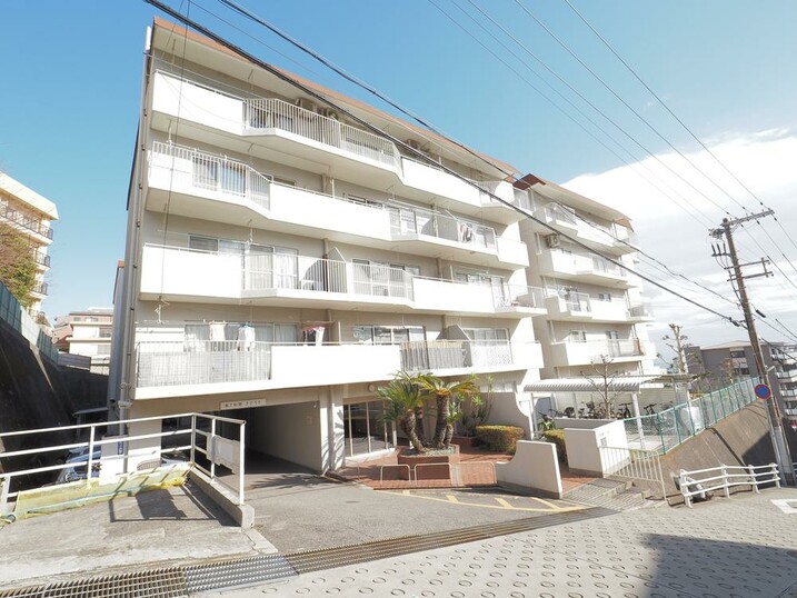 春日野マンション
