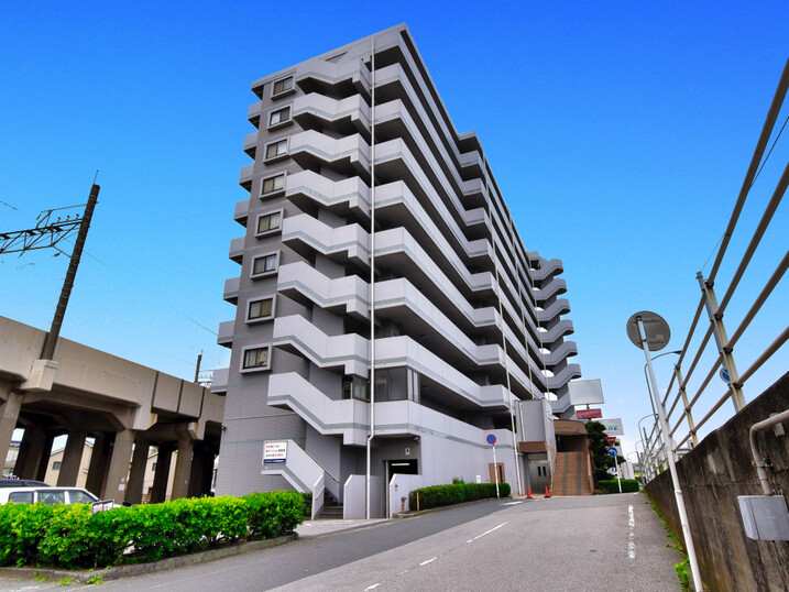 ロイヤルステージ本千葉