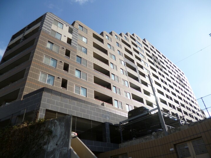 コアマンションマリナヒルズ室見