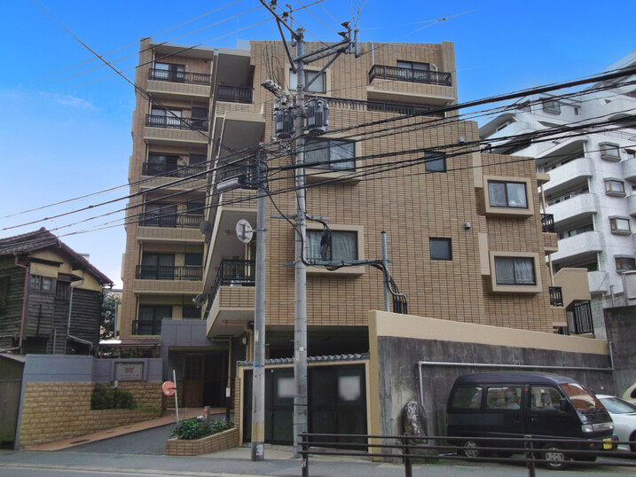 ファーネスト平尾