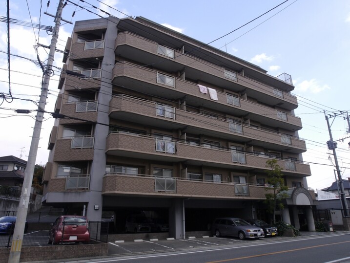 パレスト城南