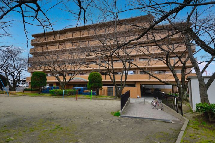 ダイアパレス長尾桜通り