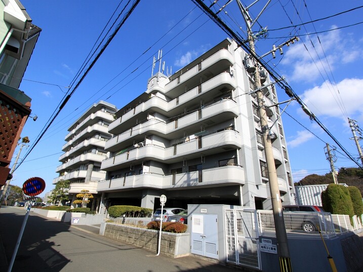ユーハイム春日レイクサイド