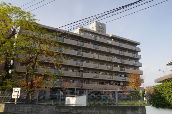 サーパスシティ前原弐番館
