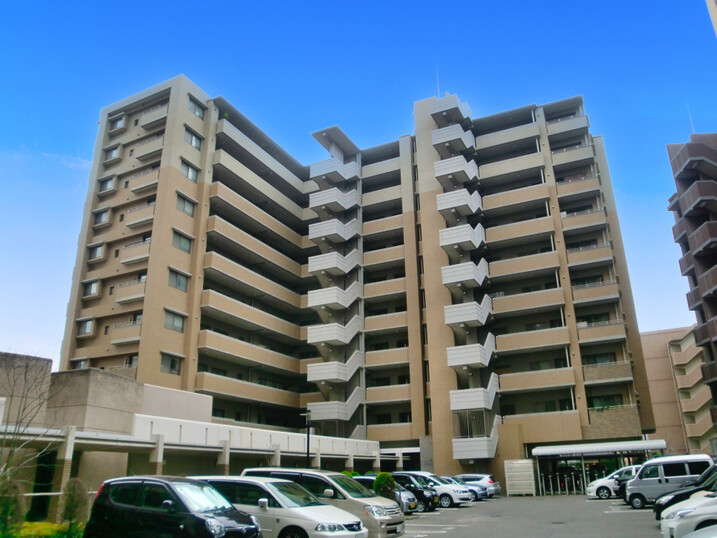 ロフティ吉塚駅前壱番館