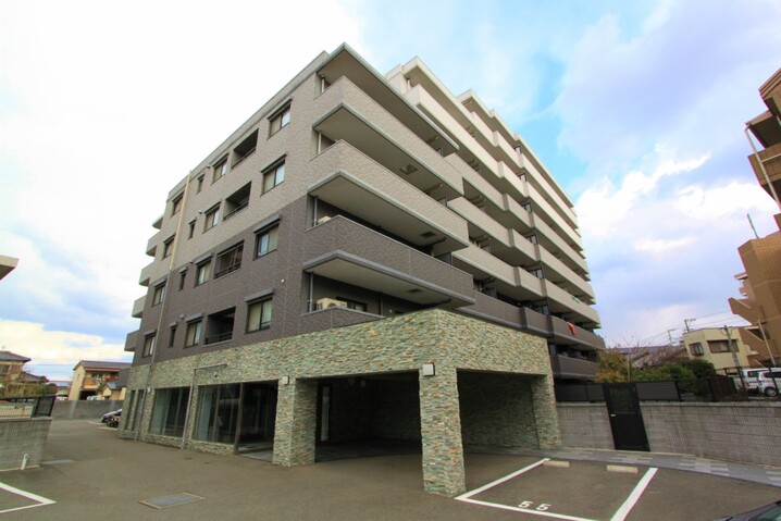 グランディア原町駅前