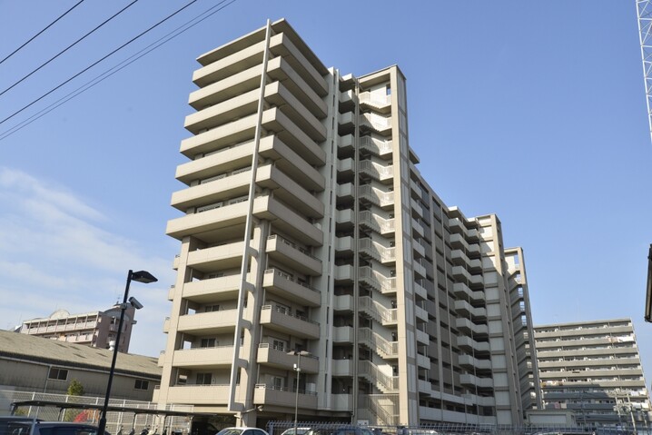 アンピール箱崎