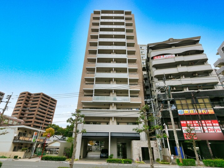 ファーネスト白木原駅前ルクシア
