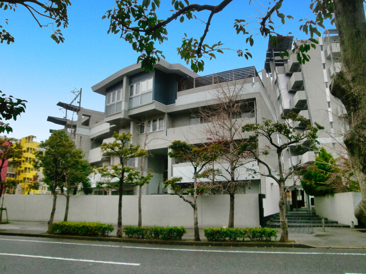 ネクサスワールド石山修武棟７号棟