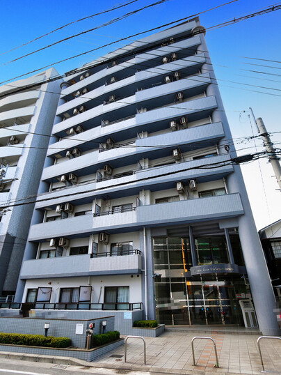 ルネスロワール博多駅南