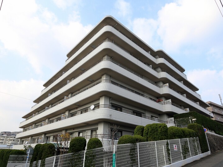 ライオンズマンション寺塚第３