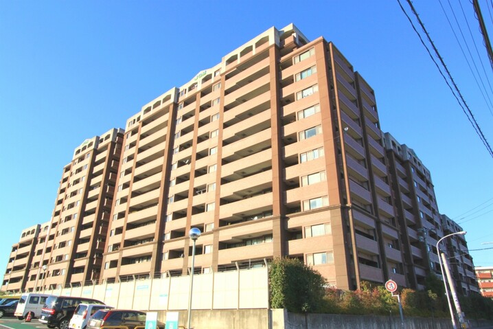 ＪＧＭロイヤルヒルズ長丘の杜壱番館