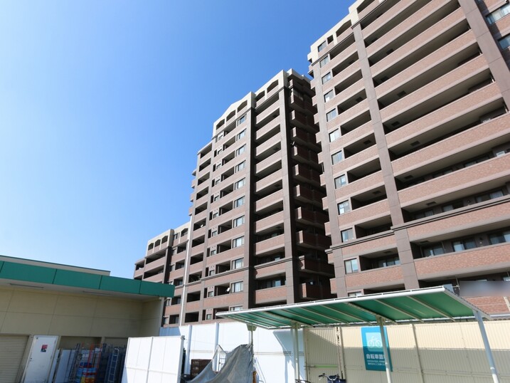 ＪＧＭロイヤルヒルズ長丘の杜弐番館