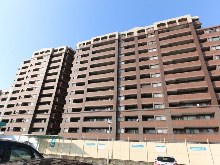 ＪＧＭロイヤルヒルズ長丘の杜参番館