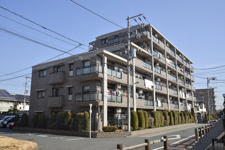 エクレール日野