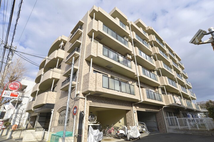 アールケープラザ藤沢