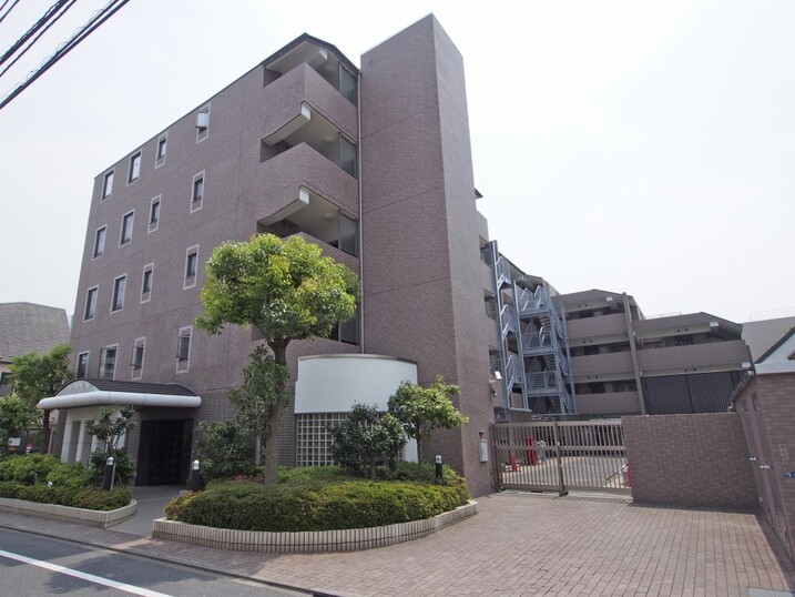 フェイム新宿柏木町